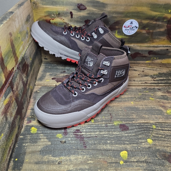 Vans MTE Half Cab Gore-Tex Sneakers Bitter Chocolate VN000CVM7YO Men's 6 Wmn 7.5 - Picture 1 of 8